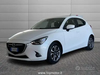 Usata Mazda 2 Exceed 105 CV (77 kW) 2016 Bianco Berlina