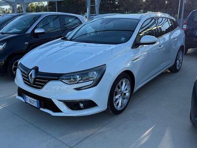 Usata Renault Mégane GrandTour Bose Edition 110 CV (80 kW) 2016 Bianco Station wagon