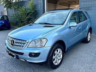 Usata Mercedes ML280 190 CV (139 kW) 2009 Grigio SUV