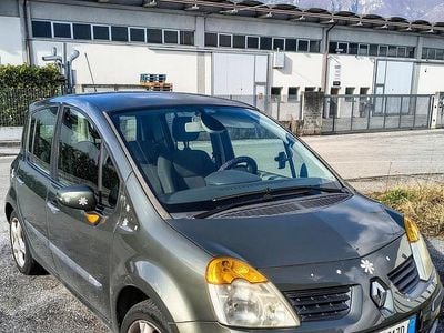 Grigio Usata 2005 Renault Modus Monovolume | 2300 € (Cara)