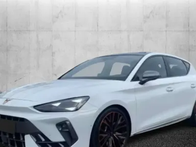 Usata Cupra Leon VZ 300 CV (220 kW) 2025 Bianco Berlina