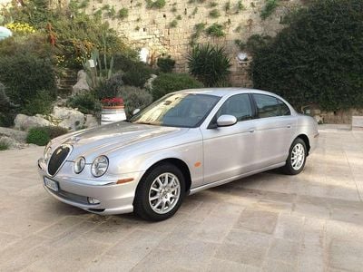 Usata Jaguar S-Type Executive 200 CV (147 kW) 2002 Argento Berlina