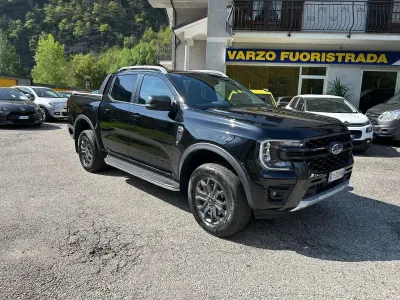 Usata Ford Ranger 205 CV (150 kW) 2025 Agate black metallizzato Pick-up
