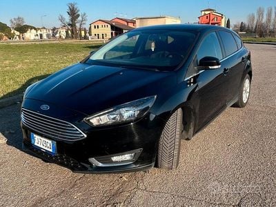 Usata Ford Focus Titanium 120 CV (88 kW) 2017 Nero Berlina