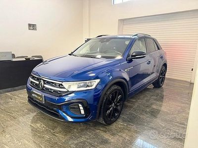 Usata VW T-Roc R-line 150 CV (110 kW) 2022 Blu SUV
