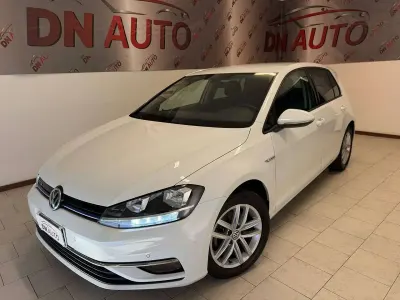 Usata VW Golf VII Business 131 CV (96 kW) 2019 Bianco Berlina