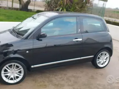 Usata Lancia Ypsilon 69 CV (50 kW) 2007 Nero Utilitaria