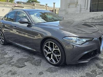 Usata Alfa Romeo Giulia Lusso 190 CV (139 kW) 2020 Grigio Berlina