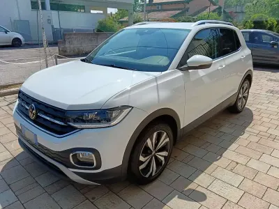 Usata VW T-Cross Advance 110 CV (80 kW) 2022 Bianco SUV