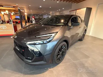 Nuova Toyota C-HR Sport 154 CV (113 kW) 2026 Grigio SUV
