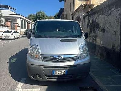 Usata Opel Vivaro 114 CV (83 kW) 2011 Monovolume