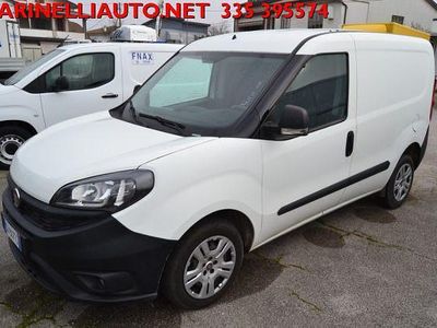 Usata Fiat Doblò 105 CV (77 kW) 2020 Bianco Monovolume