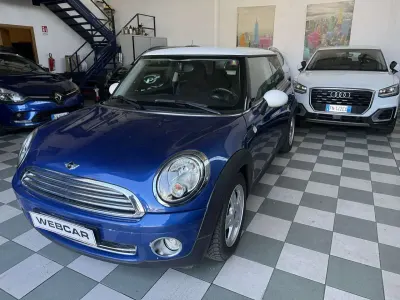 Usata Mini Cooper 120 CV (88 kW) 2007 Blu/azzurro Utilitaria