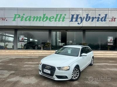 Usado Audi A4 Advanced 143 CV (105 kW) 2012 Blanco Familiar