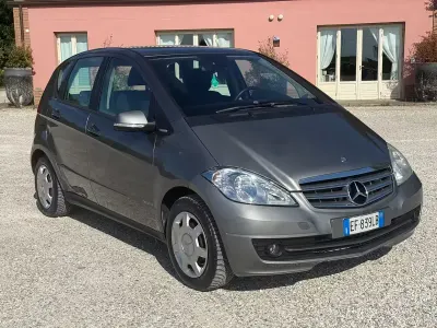Usata Mercedes A160 Edition 95 CV (69 kW) 2010 Grigio Berlina