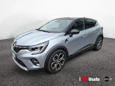Usado Renault Captur Techno 143 CV (105 kW) 2023 Gris SUV