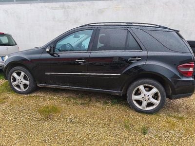 Usata Mercedes ML320 2007 Nero SUV