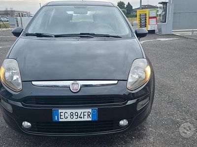 Usata Fiat Punto Evo Dynamic 69 CV (50 kW) 2011 Nero Utilitaria