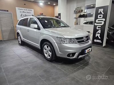 Usata Fiat Freemont 170 CV (125 kW) 2011 Grigio SUV