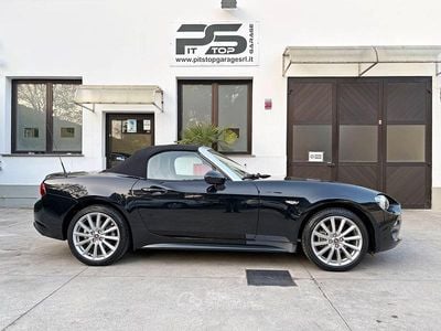 Usata Fiat 124 Spider Lusso 140 CV (102 kW) 2018 Nero Cabrio