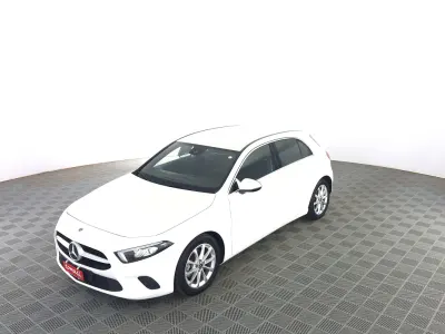 Usata Mercedes A180 116 CV (85 kW) 2021 Bianco polare