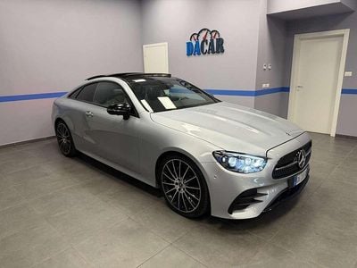 Usata Mercedes E220 Premium Plus 194 CV (142 kW) 2022 Argento hightech Coupé