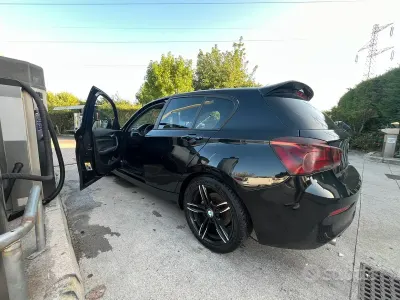 Usata BMW 118 185 CV (136 kW) 2016 Nero Utilitaria
