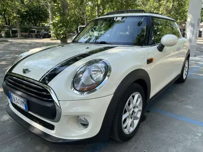 Usata Mini ONE 102 CV (75 kW) 2015 Bianco Utilitaria