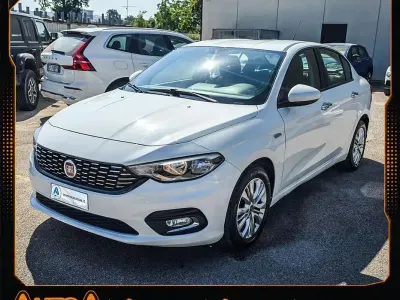 Usata Fiat Tipo Opening Edition 95 CV (69 kW) 2016 Bianco Berlina