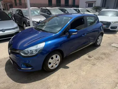 Usata Renault Clio IV Life 90 CV (66 kW) 2019 Bluazzurro Berlina