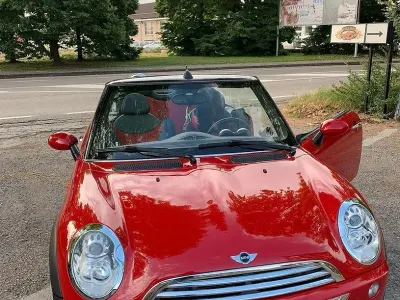 Usata Mini Cooper Cabriolet 116 CV (85 kW) 2005 Rosso Cabrio