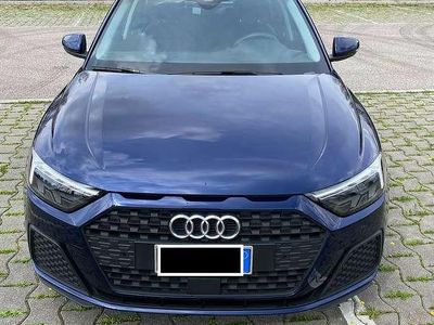 Usata Audi A1 Sportback Business 95 CV (69 kW) 2023 Blu/azzurro Utilitaria