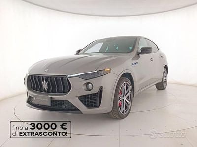 Usata Maserati Levante 330 CV (242 kW) 2021 Grigio SUV