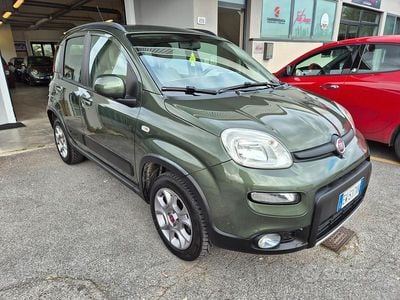 Usata Fiat Panda 4x4 S 75 CV (55 kW) 2014 Verde Utilitaria