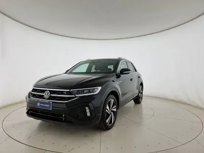 Usata VW T-Roc R-line 2022 Deep black perlato SUV