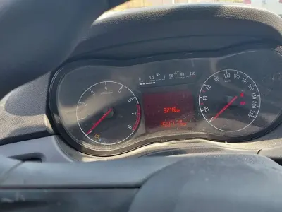 Usata Opel Corsa Cosmo 90 CV (66 kW) 2016 Utilitaria