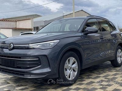 Usata VW Tiguan Life 150 CV (110 kW) 2025 Grigio SUV