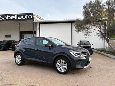 Usata Renault Captur Equilibre 101 CV (74 kW) 2023 Blu/azzurro SUV