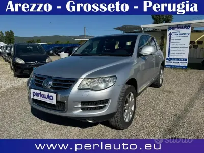 Usata VW Touareg Exclusive 174 CV (127 kW) 2007 Grigio SUV
