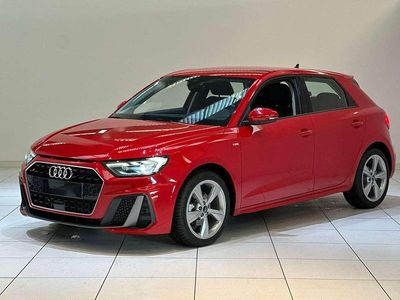 Rosso Nuova 2025 Audi A1 S-Line Berlina | 28.400 € (Ottimo prezzo)