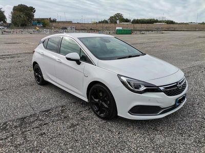 usata Opel Astra 1.6 cdti 136 cv 2017 dinamic s&s