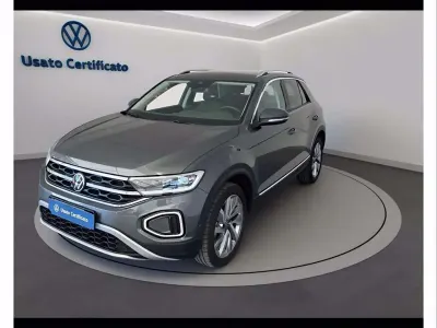 Usata VW T-Roc Style 150 CV (110 kW) 2022 Grigio indyum SUV