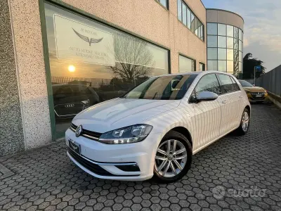 Usata VW Golf VII Executive 116 CV (85 kW) 2018 Bianco Berlina
