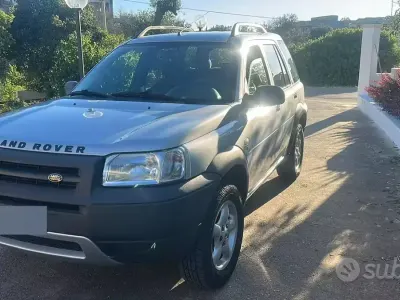 Usata Land Rover Freelander 111 CV (81 kW) 2003 Grigio SUV