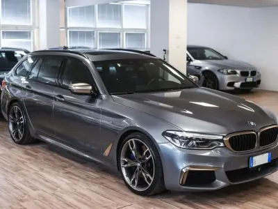 Usata BMW 550 399 CV (293 kW) 2018 Grigio Station wagon
