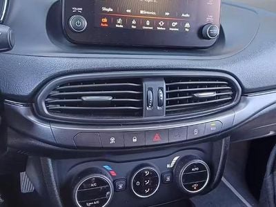 Occasion Fiat Tipo 120 ch (88 kW) 2018 Noir Break