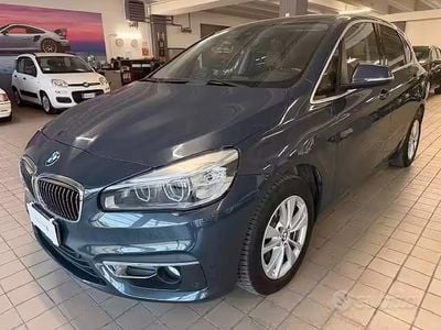 Usata BMW 220 Luxury Line 190 CV (139 kW) 2015 Grigio Station wagon