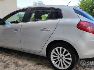 Usata Fiat Bravo 165 CV (121 kW) 2011 Grigio Utilitaria