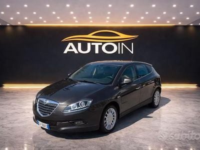 Usata Lancia Delta 121 CV (88 kW) 2010 Marrone Utilitaria