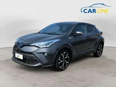 Usata Toyota C-HR Lounge 184 CV (135 kW) 2022 Argento SUV